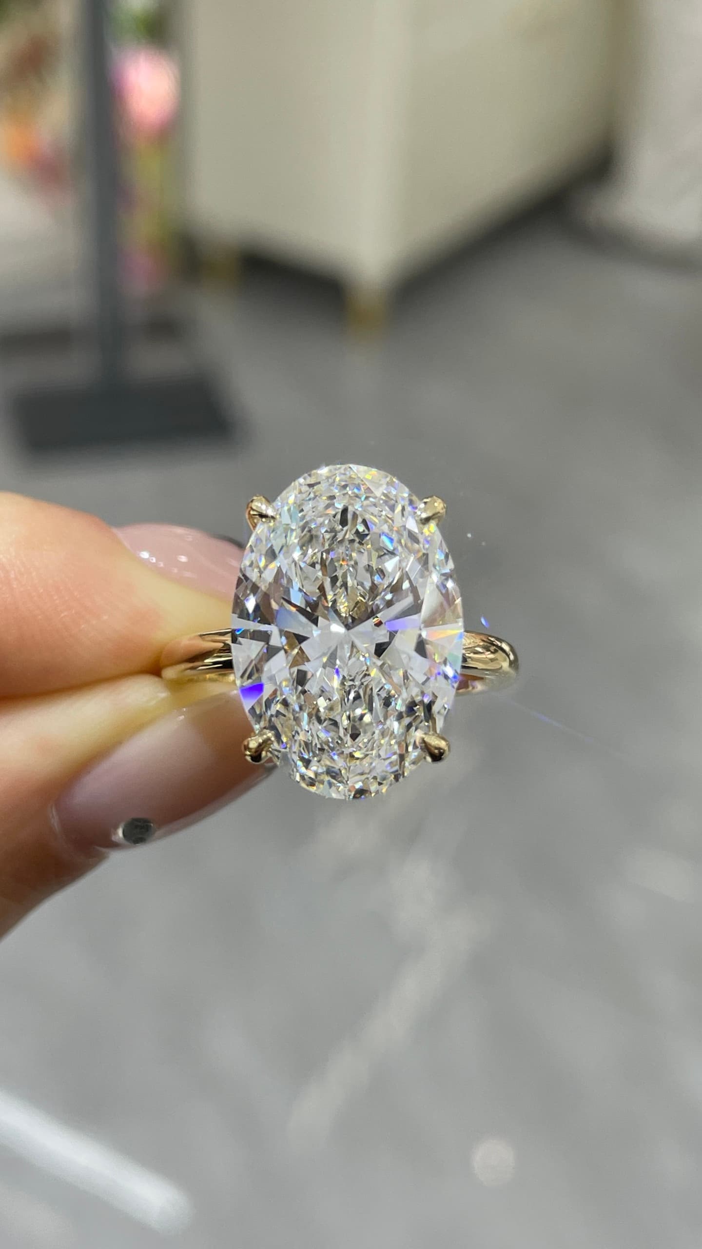 18K 黃 10ct 橢圓四爪鑽戒 - 視角 5