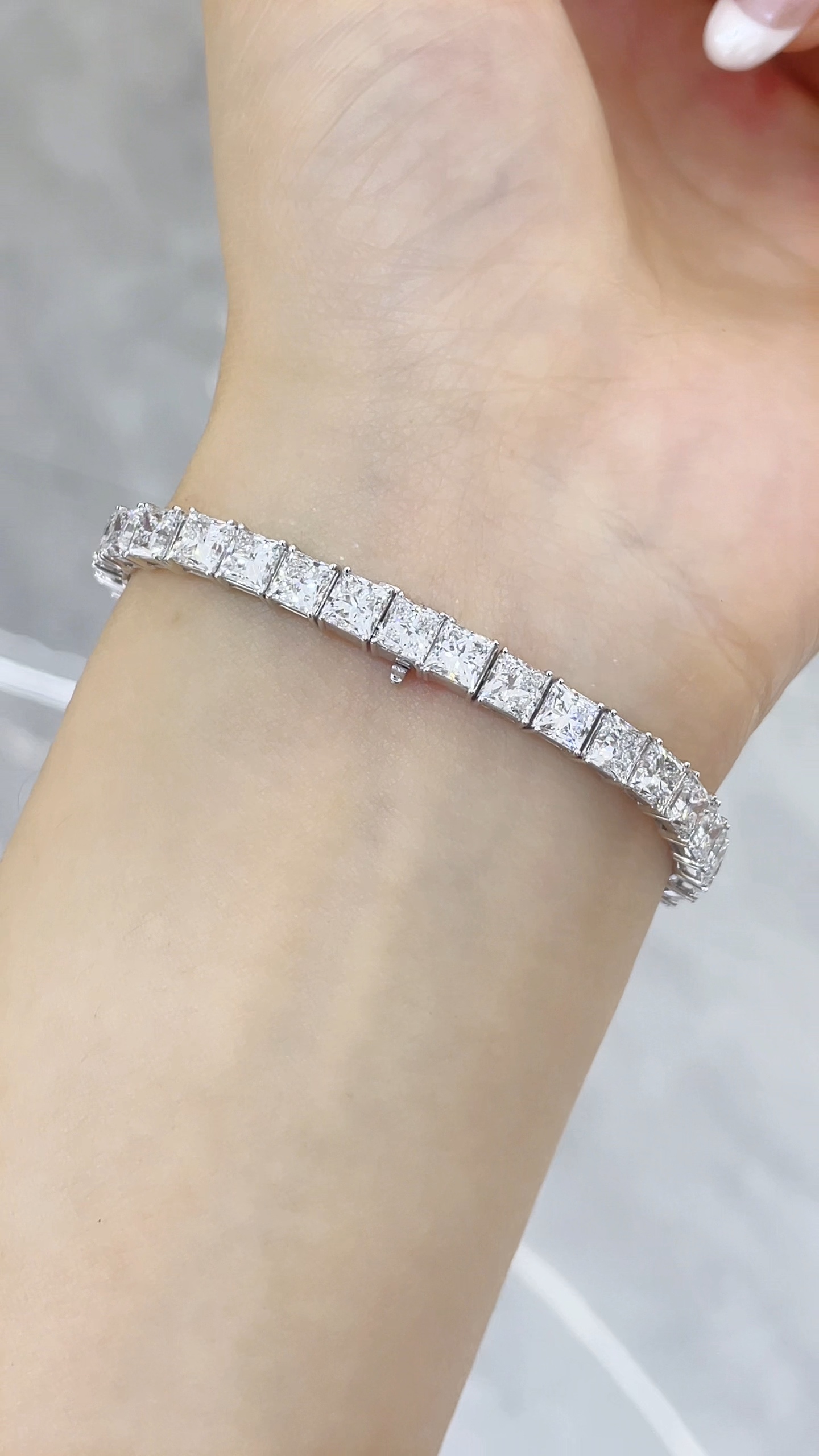 18K 50分公主方鑽石手鍊